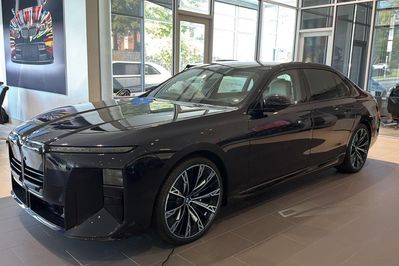 BMW Seria 7 740 xDrive M Sport