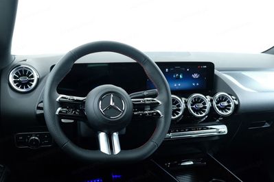 Mercedes GLA 220 4-Matic AMG Line