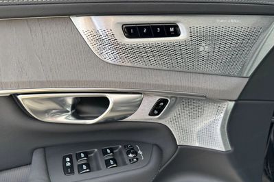 Volvo XC90 B5 B AWD Ultra Dark 7os