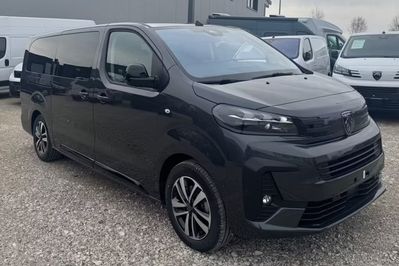 Peugeot Traveller Long L2H1 Business EAT8