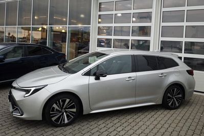 Toyota Corolla Style 1.8 Hybrid