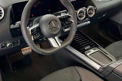 Mercedes GLA 200  AMG Line