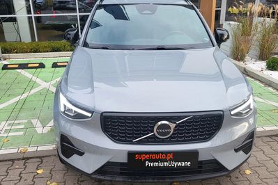 Volvo XC40 B3 B Plus Dark
