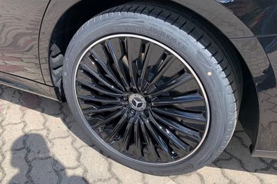 Mercedes Klasa E 200 4-Matic AMG
