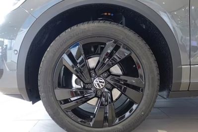 Volkswagen T-Roc R-Line Plus 1.5 TSI DSG