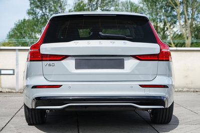 Volvo V60 B4 Plus Dark