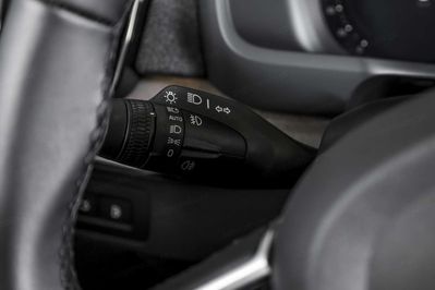 Volvo XC90 T8 AWD Plug-In Hybrid Ultra Dark 7os