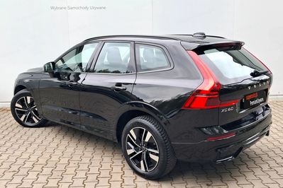 Volvo XC60 B5 B AWD Plus Dark