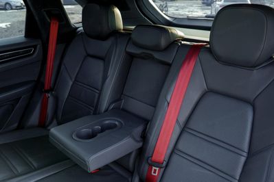 Porsche Cayenne Standard