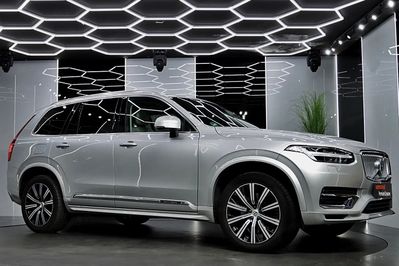 Volvo XC90 T8 AWD Plug-In Hybrid Inscription 7os aut