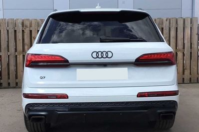 Audi Q7 55 TFSI e quattro S Line
