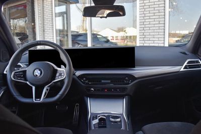 BMW Seria 3 Touring 320d xDrive M Sport
