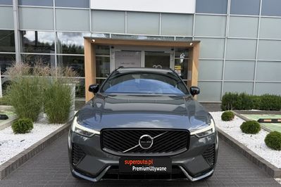 Volvo XC60 B5 B AWD Plus Dark