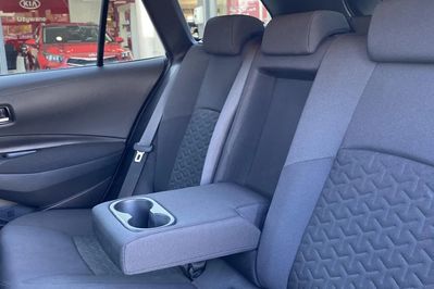 Suzuki Swace 1.8 Hybrid Premium Plus CVT