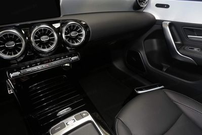 Mercedes CLA AMG 35 4-Matic Shooting Brake