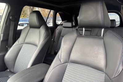 Toyota RAV4 Selection 2.5 Hybrid  4x4