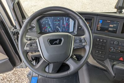 MAN TGL 12.250 4x2 Autotransporter