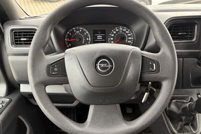 Opel Movano L2H2