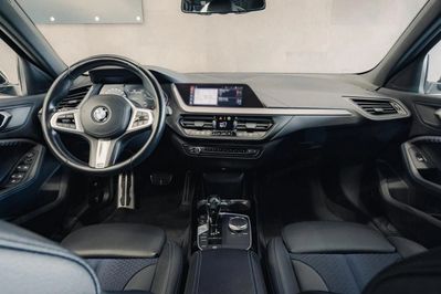 BMW Seria 1 118d M Sport aut