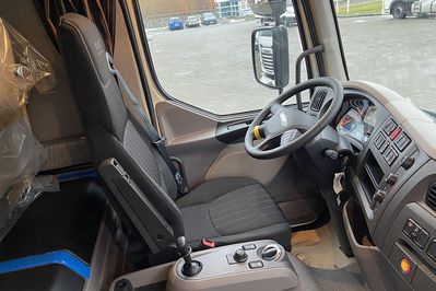 DAF LF 260 FA 12 t Chłodnia