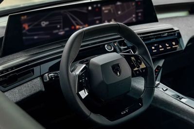 Peugeot 3008 GT e-DCS6 1.2 mHEV