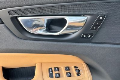 Volvo XC60 B5 B AWD Inscription