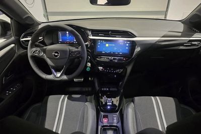 Opel Corsa 1.2 GS Line S&S