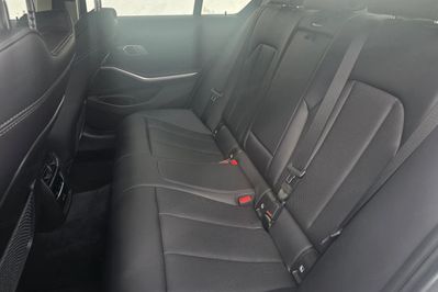 BMW Seria 3 318i