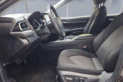 Toyota Camry 2.5 Hybrid Comfort Cvt