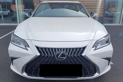 Lexus ES 300h Business Edition 2.5 E-CVT