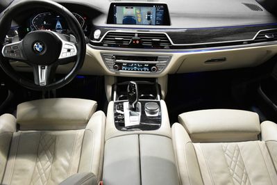 BMW Seria 7 740d xDrive