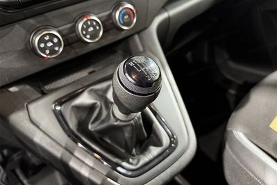 Nissan Townstar L1H1