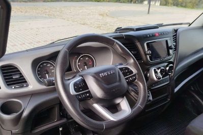 Iveco Daily 35S18 Plandeka