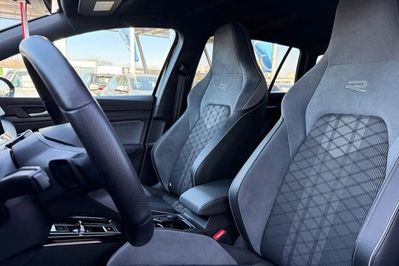 Volkswagen Golf 1.5 Etsi Mhev r-Line Dsg