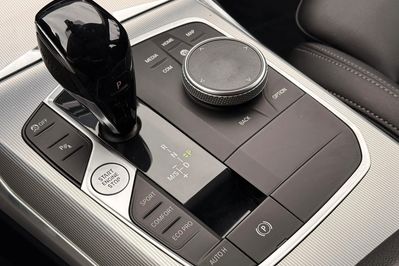 BMW Seria 3 Touring 320d xDrive Advantage