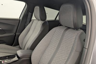 Peugeot 2008 ALLURE 1.2 PureTech