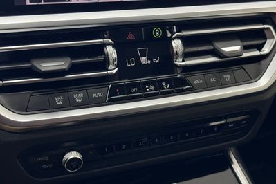 BMW Seria 3 Touring 318i Advantage