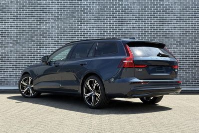 Volvo V60 T6 AWD Plug-In Hybrid Plus Dark