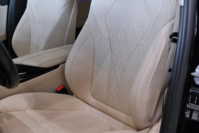 BMW Seria 5 518d mHEV aut