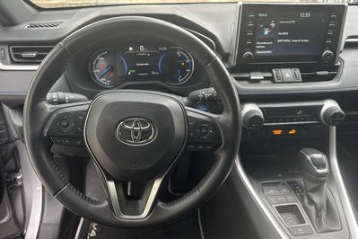 Toyota RAV4 Selection 2.5 Hybrid