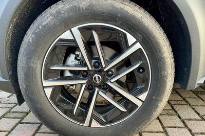 Nissan Juke N-Connecta 1.0 DIG-T