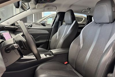 Peugeot 308 1.5 BlueHDi Allure S&S EAT8