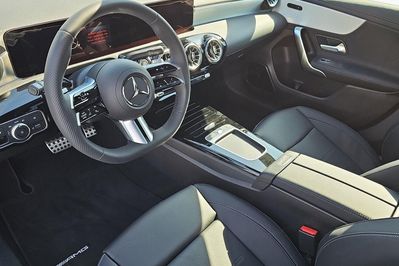 Mercedes Klasa A A 200 AMG Line 7G-DCT