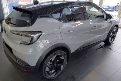 Renault Captur Techno 1.3 TCe mHEV EDC