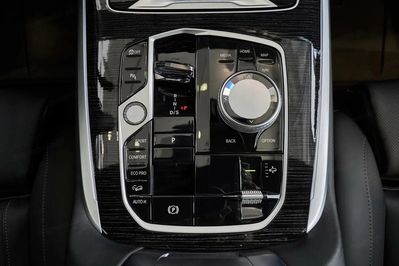 BMW X7 M60i xDrive