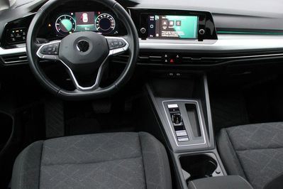 Volkswagen Golf VIII 2.0 TDI Life DSG