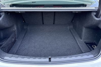 BMW Seria 3 318i