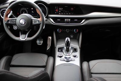 Alfa Romeo Stelvio Turbo Intensa Q4