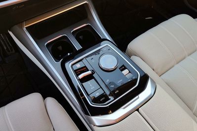 BMW Seria 7 740d xDrive M Sport