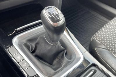 Kia Ceed 1.5 T-GDI L Business Line Plus